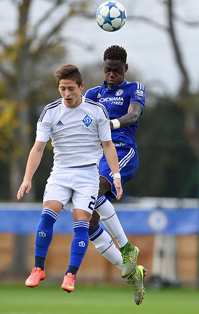 多人的尊重 多人的尊重