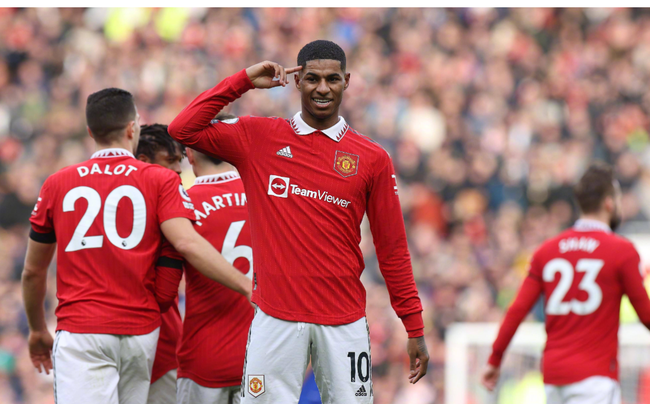 攻守兼备的 攻守兼备的